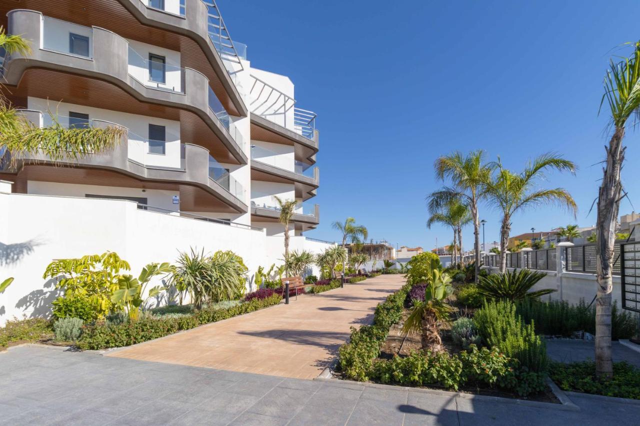 Marinsa Beach, 1 Bedroom With Seaview Торрокс Екстер'єр фото